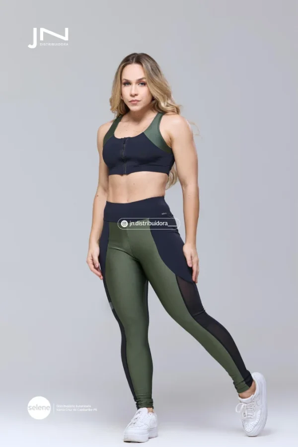 CONJUNTO LEGGING E TOP COM RECORTE SELENE
