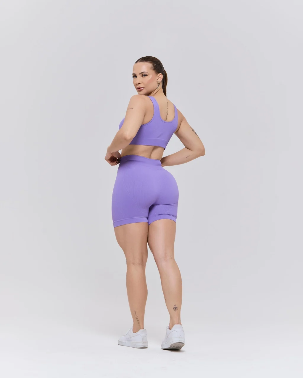 20923 SHORT SEM COSTURA CANELADO - FITNESS ROXO - Imagem 3