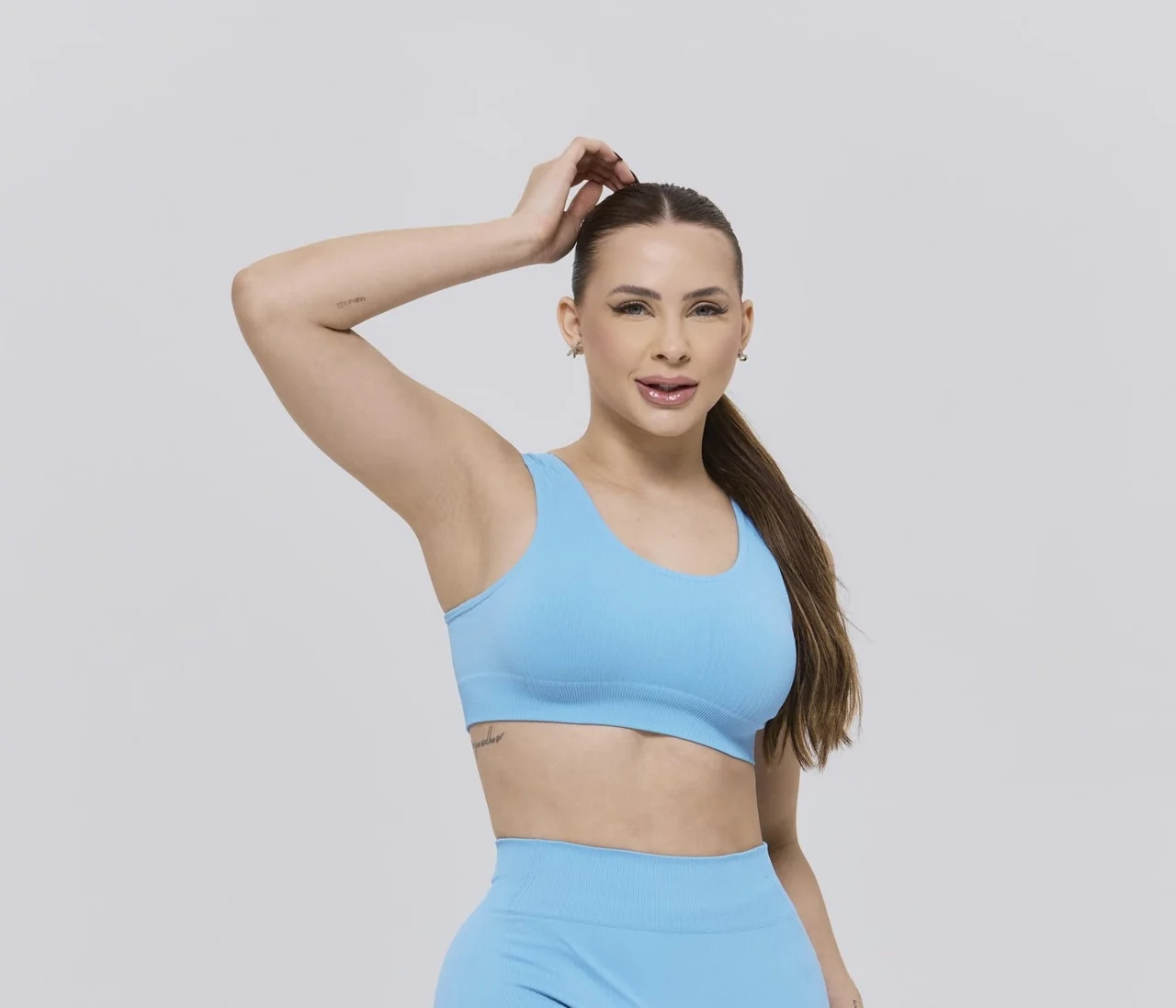 20917 TOP SEM COSTURA CANELADO - FITNESS AZUL CLARO