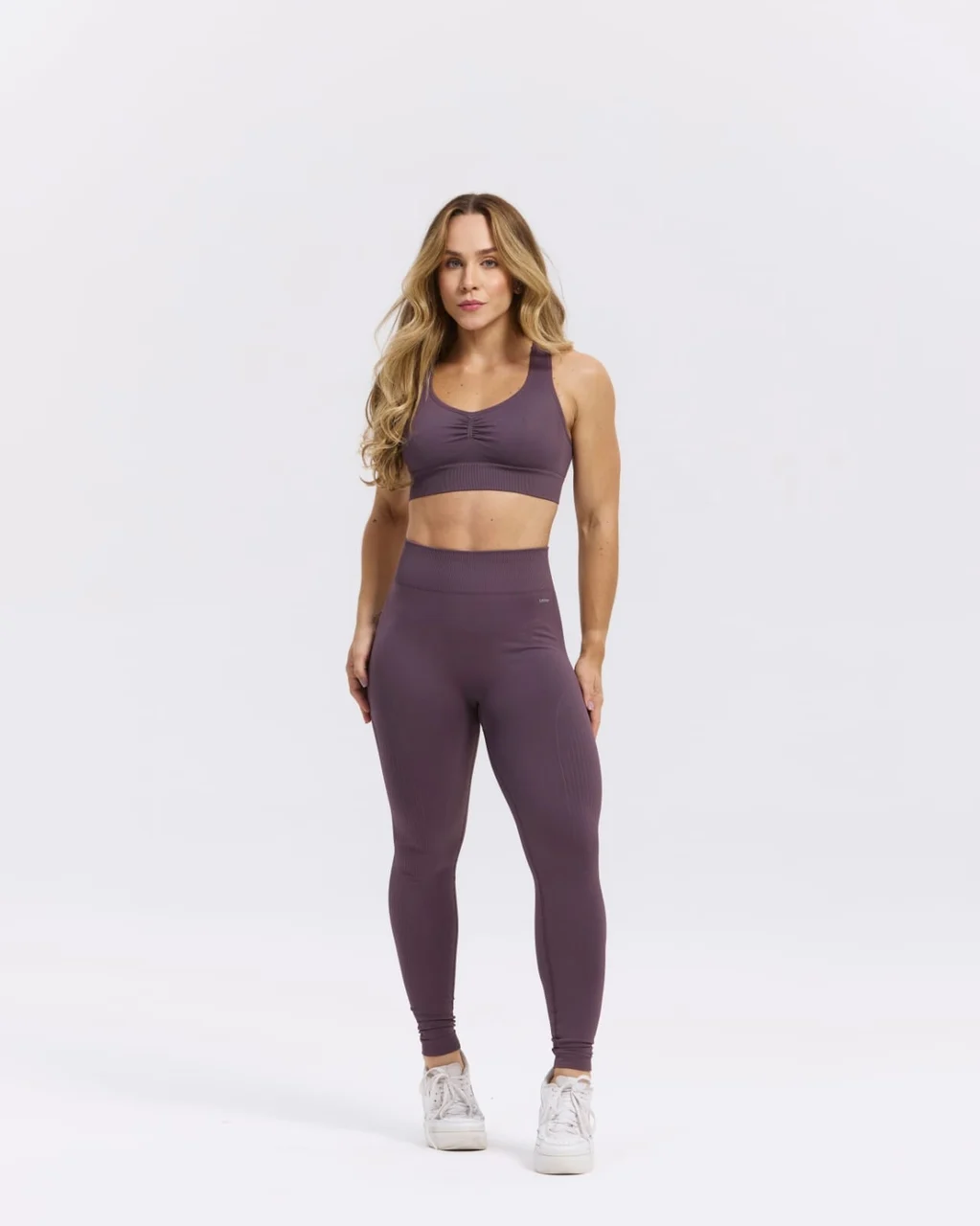 CONJUNTO LEGGING E TOP SEM COSTURA-FITNESS AMEIXA - Imagem 2