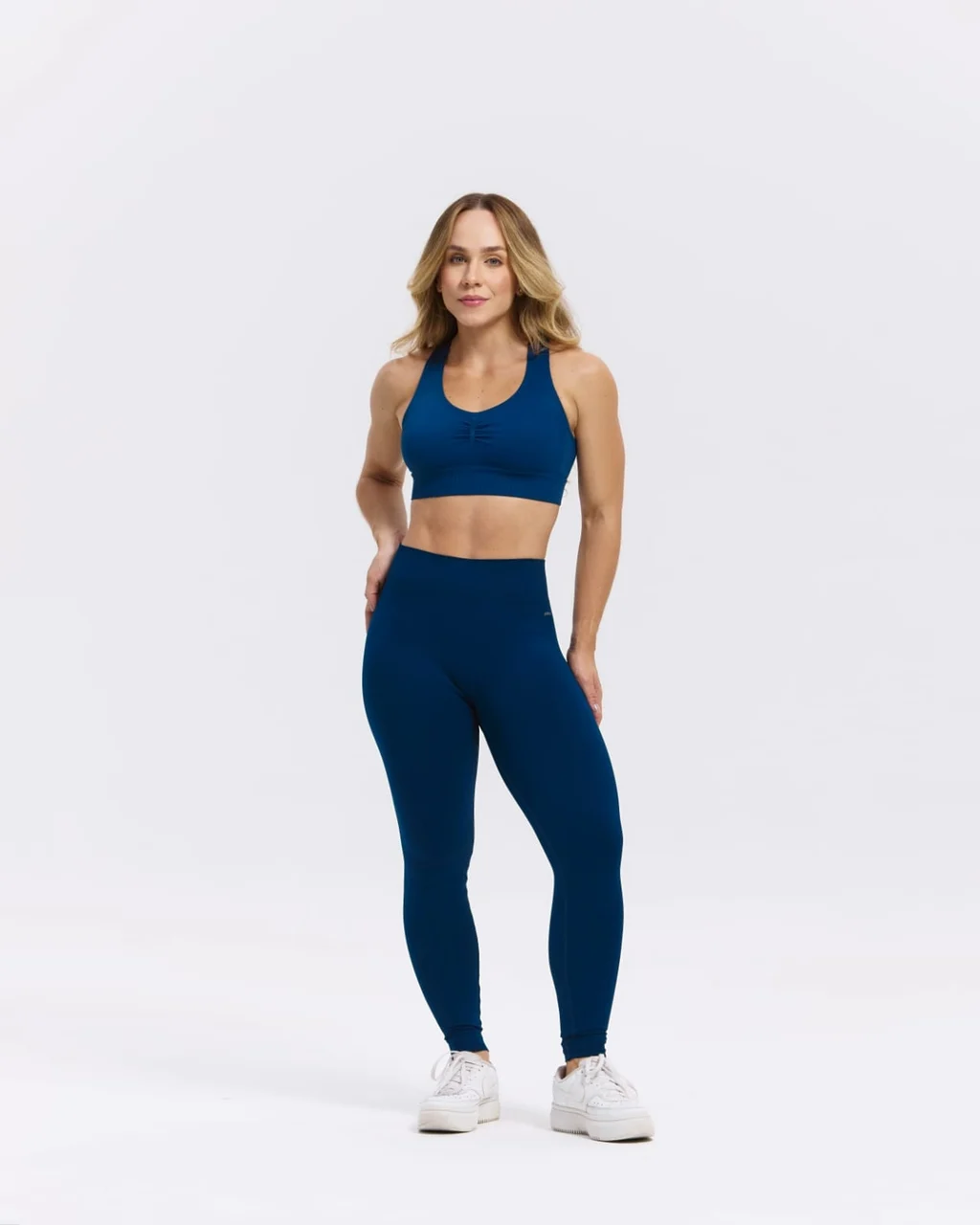 CONJUNTO LEGGING TRADICIONAL MARINHO E TOP SELENE