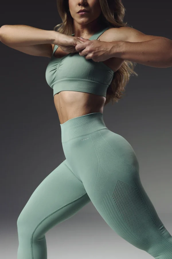 CONJUNTO LEGGING E TOP SEM COSTURA ALECRIM