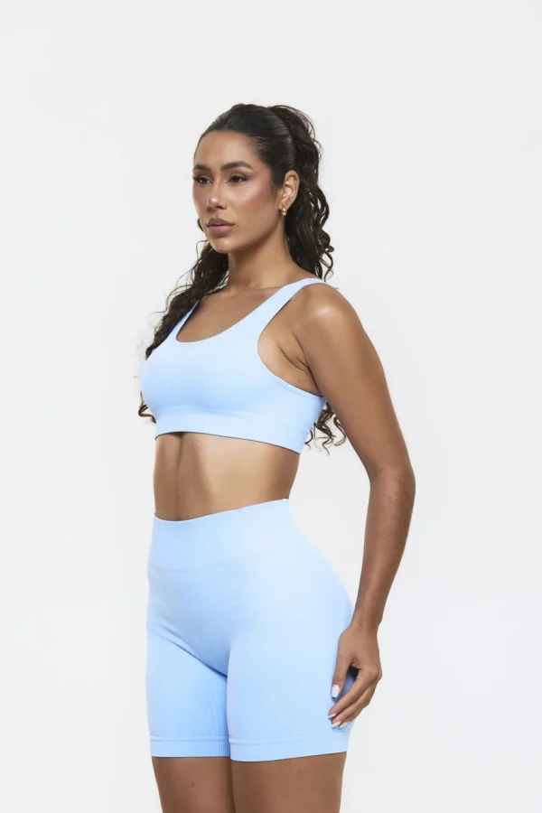 CONJUNTO CANELADO SEM COSTURA SHORT E TOP AZUL CLARO - FITNESS SELENE