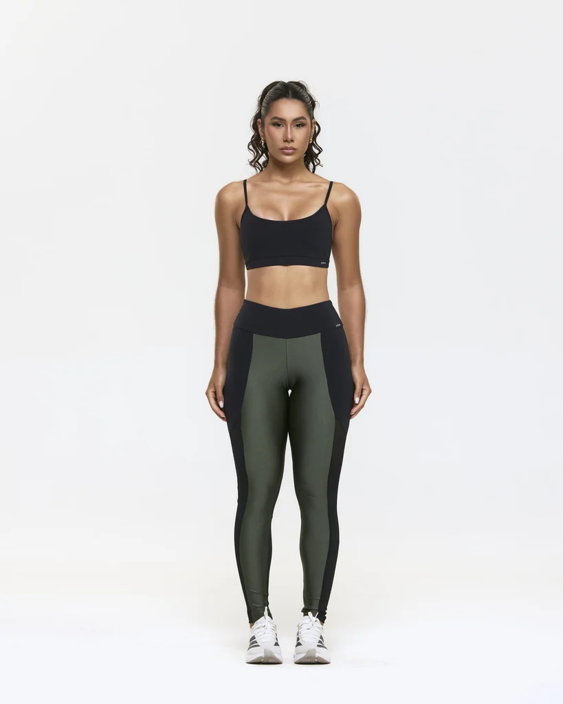 CONJUNTO LEGGING COM RECORTE E TOP COM BOJO SELENE